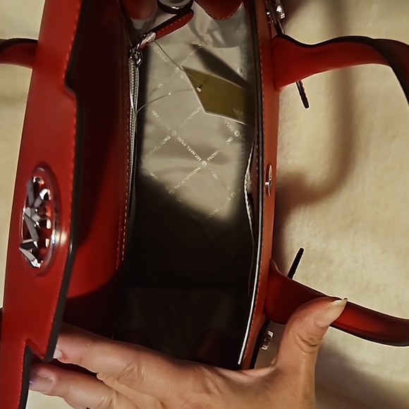 Michael Kors purse - Picture 5 of 7